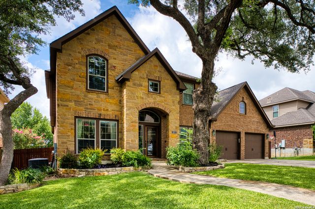 8810 WOODLAND BND, San Antonio, TX 78255