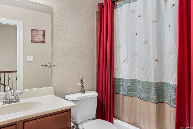 8810 WOODLAND BND, San Antonio, TX 78255