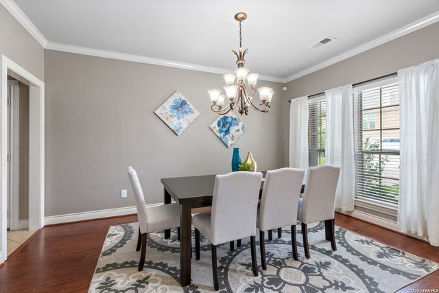 8810 WOODLAND BND, San Antonio, TX 78255