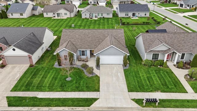 15911 Classic Lake Drive, Huntertown, IN 46748