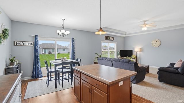 15911 Classic Lake Drive, Huntertown, IN 46748