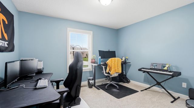 15911 Classic Lake Drive, Huntertown, IN 46748