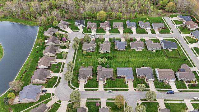 15911 Classic Lake Drive, Huntertown, IN 46748