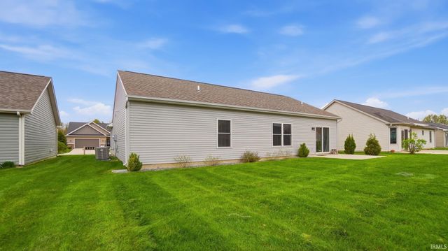 15911 Classic Lake Drive, Huntertown, IN 46748