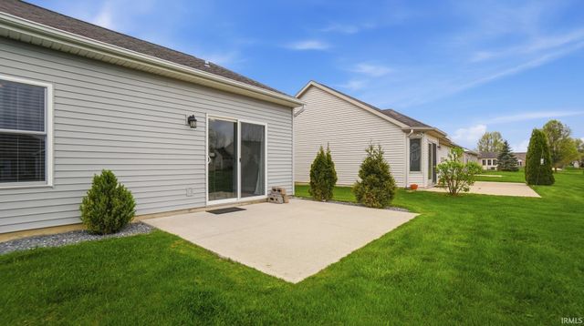 15911 Classic Lake Drive, Huntertown, IN 46748