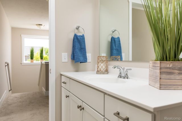 223 Ontario Court, Brooklyn Village, MI 49230