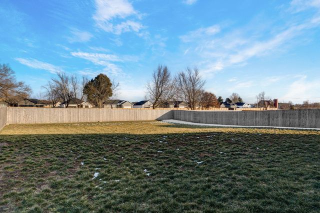 712 N Glenwood Avenue, Republic, MO 65738