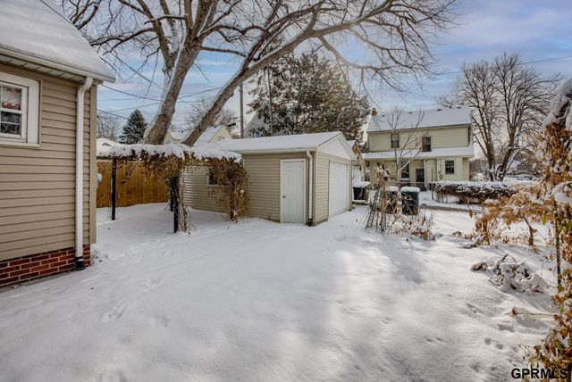 5849 Briggs Street, Omaha, NE 68106