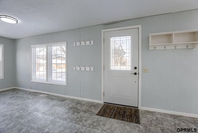 5849 Briggs Street, Omaha, NE 68106