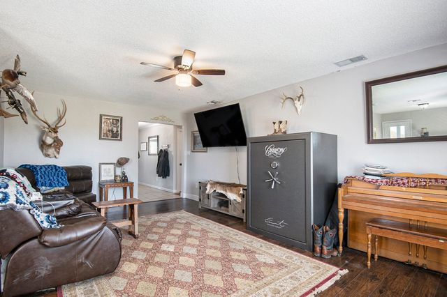 8101 County Road 1230, Godley, TX 76044