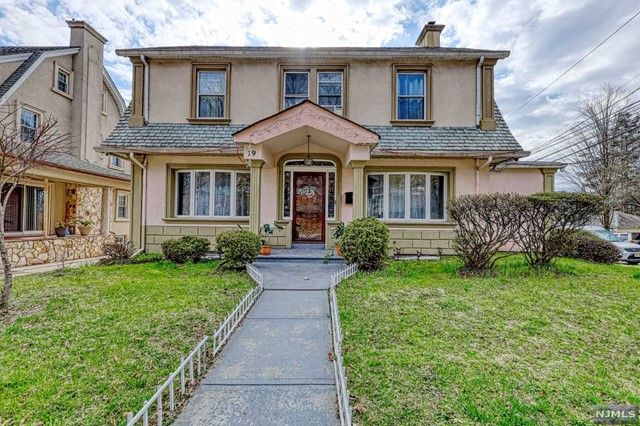 19 Valley Road, Clifton, NJ 07013