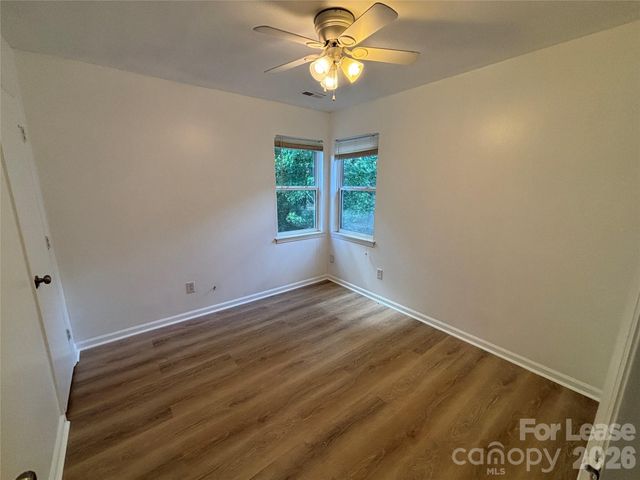 9419 Oren Thompson Road, Charlotte, NC 28213
