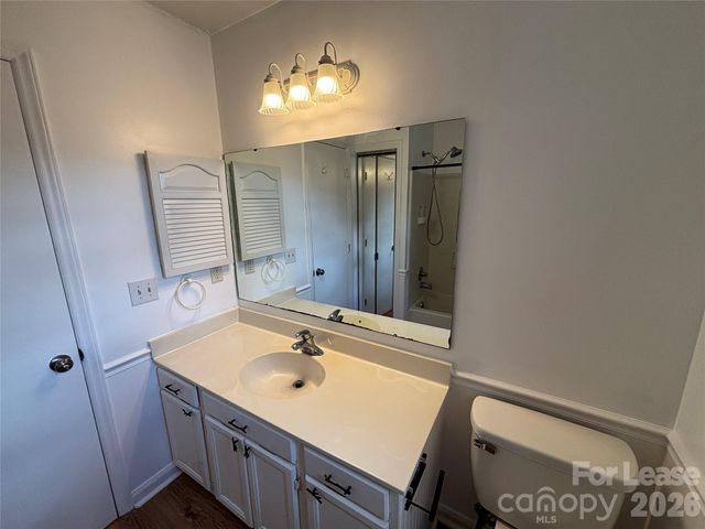 9419 Oren Thompson Road, Charlotte, NC 28213