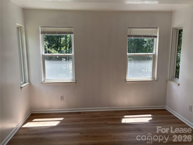 9419 Oren Thompson Road, Charlotte, NC 28213