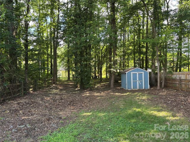 9419 Oren Thompson Road, Charlotte, NC 28213