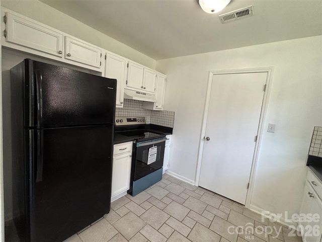9419 Oren Thompson Road, Charlotte, NC 28213