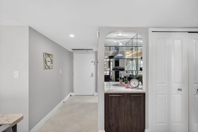 4200 N Ocean Drive 2-803, Riviera Beach, FL 33404