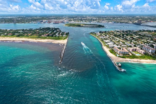 4200 N Ocean Drive 2-803, Riviera Beach, FL 33404