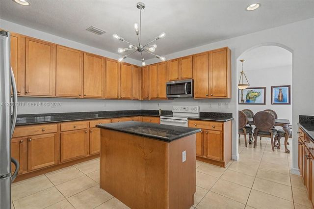 7926 SW 195th Terrace, Cutler Bay, FL 33157