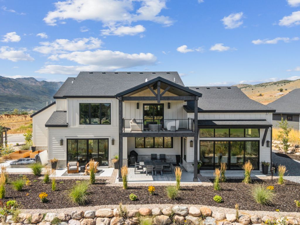 4150 N PATIO SPRINGS DR, Eden, UT 84310
