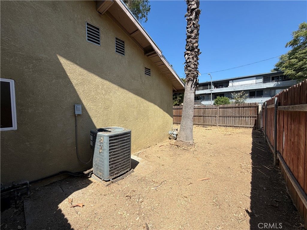 21514 Cohasset Street, Canoga Park, CA 91303 — photo 4