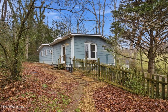 353 E Wolf Valley Rd, Heiskell, TN 37754