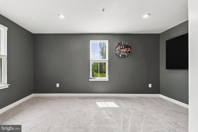 6300 OSTERLEY ST, Baltimore, MD 21220