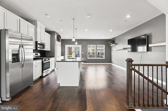 6300 OSTERLEY ST, Baltimore, MD 21220
