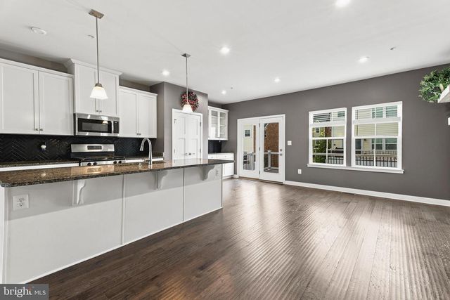 6300 OSTERLEY ST, Baltimore, MD 21220