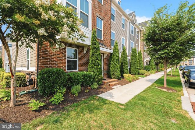 6300 OSTERLEY ST, Baltimore, MD 21220