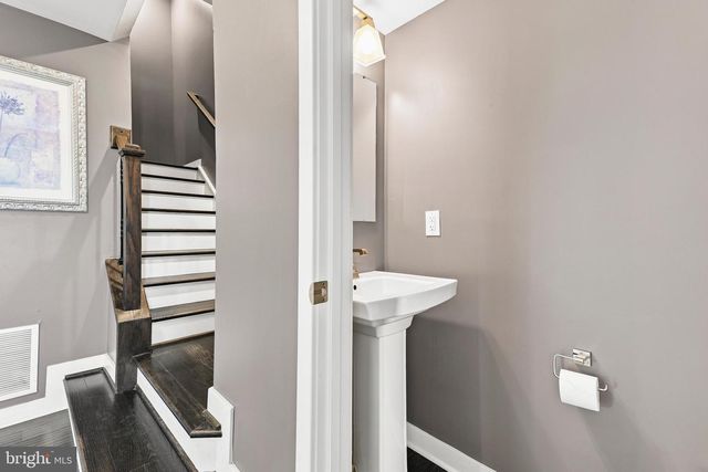 6300 OSTERLEY ST, Baltimore, MD 21220