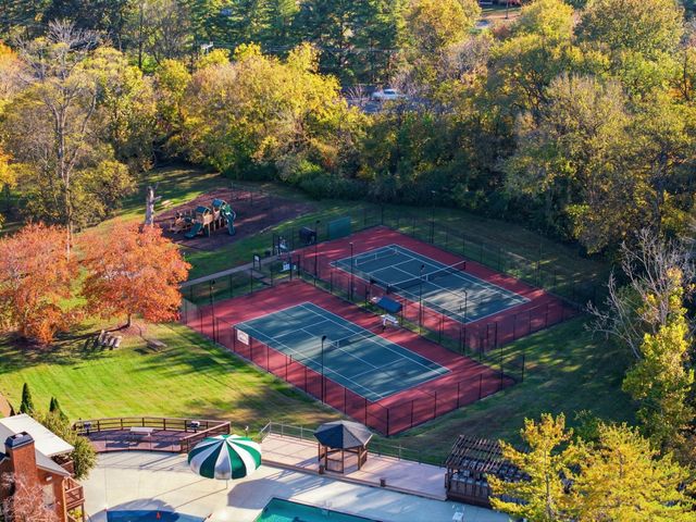 9404 Smithson Ln, Brentwood, TN 37027