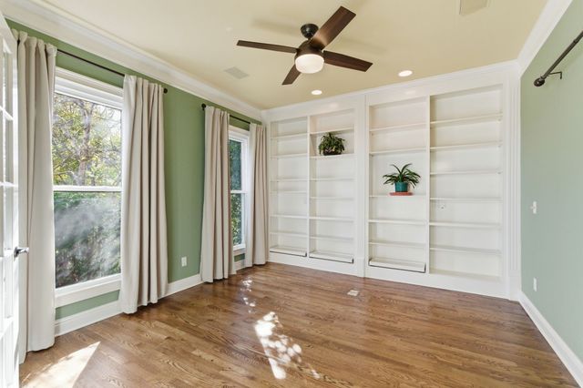9404 Smithson Ln, Brentwood, TN 37027
