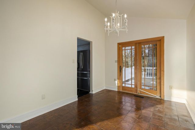 922 BEAVERBANK CIR, Towson, MD 21286