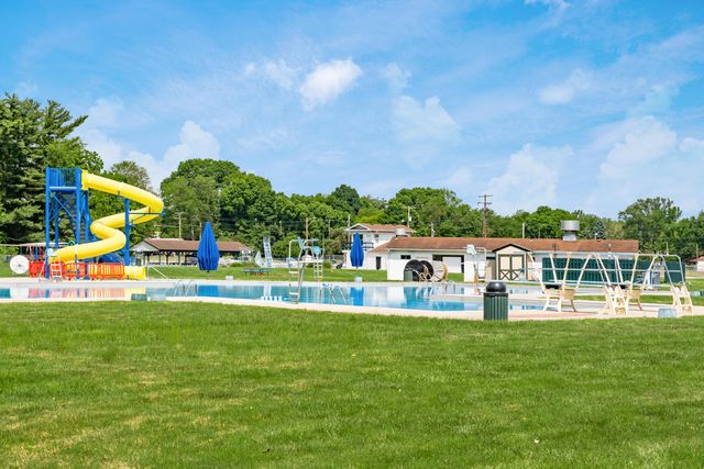 182 Muskingum Drive, Gahanna, OH 43230