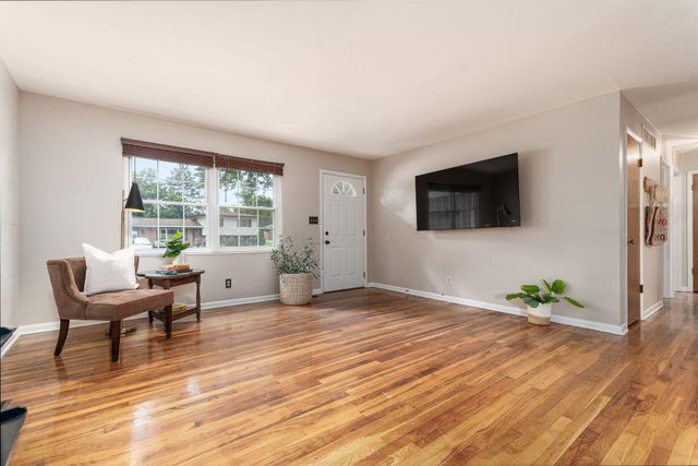 182 Muskingum Drive, Gahanna, OH 43230