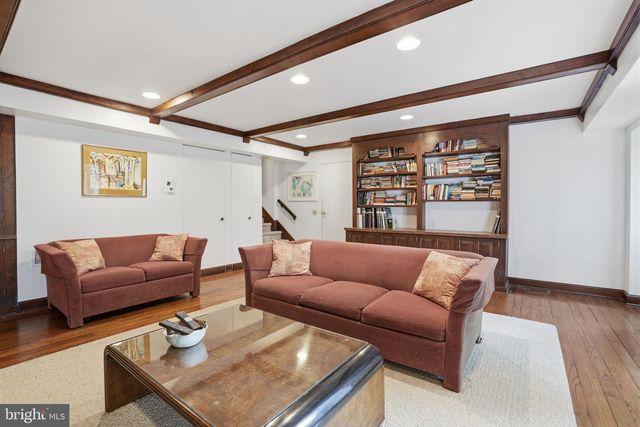 1363 PANTHER RD, Rydal, PA 19046