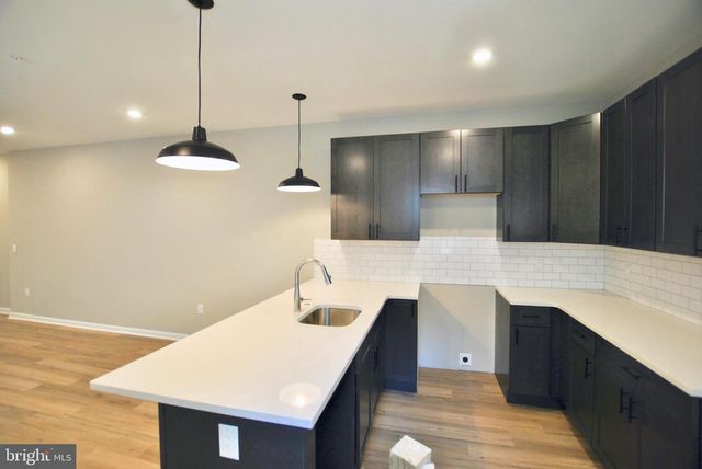 1937 CECIL B MOORE AVE, Philadelphia, PA 19121