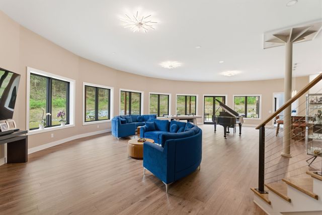 1751 Cayce Springs Rd, Thompsons Station, TN 37179