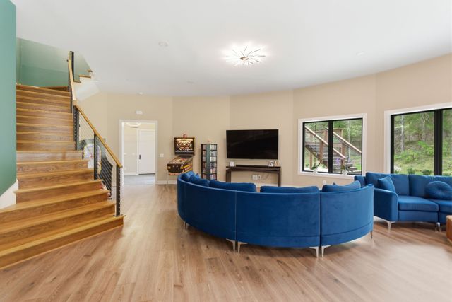 1751 Cayce Springs Rd, Thompsons Station, TN 37179