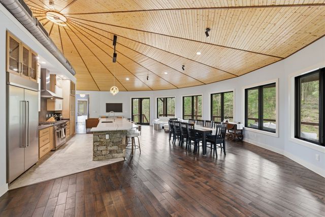 1751 Cayce Springs Rd, Thompsons Station, TN 37179