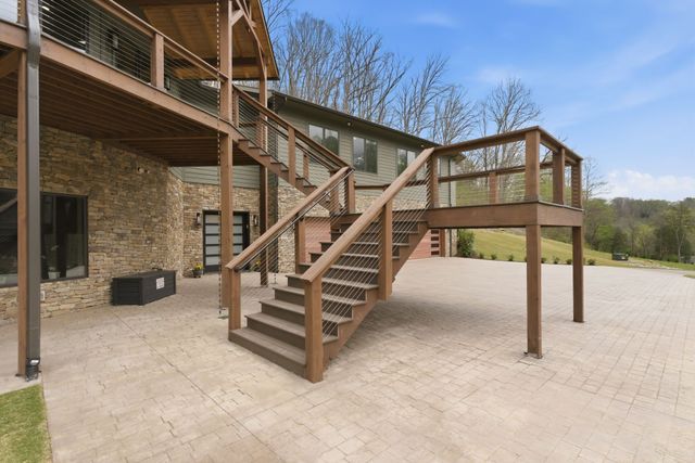 1751 Cayce Springs Rd, Thompsons Station, TN 37179