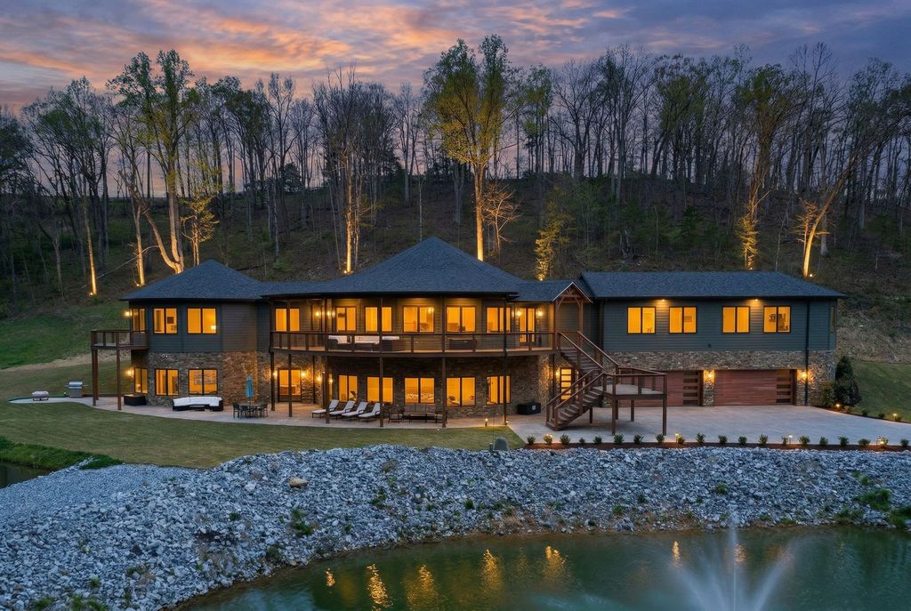 1751 Cayce Springs Rd, Thompsons Station, TN 37179