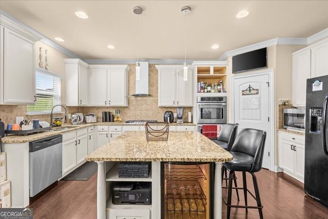 9152 Dover Street, Lithia Springs, GA 30122