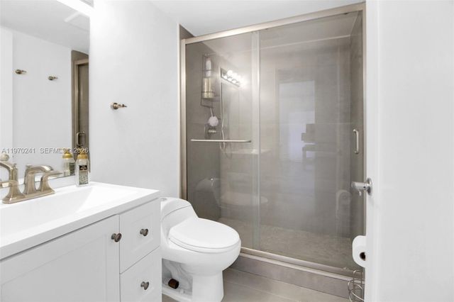 8860 SW 123rd Ct K201, Miami, FL 33186