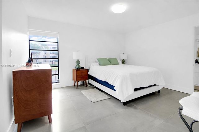 8860 SW 123rd Ct K201, Miami, FL 33186