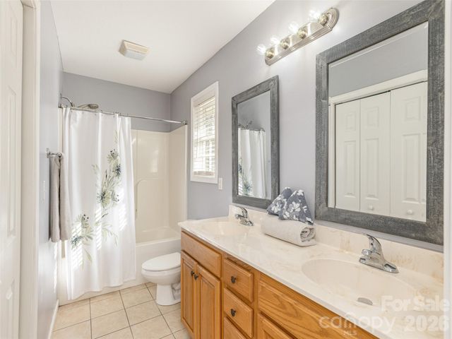 10 Aberdeen Drive, Arden, NC 28704