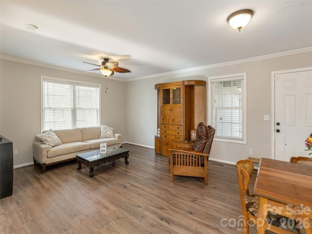 10 Aberdeen Drive, Arden, NC 28704