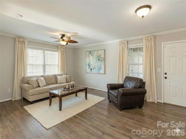 10 Aberdeen Drive, Arden, NC 28704