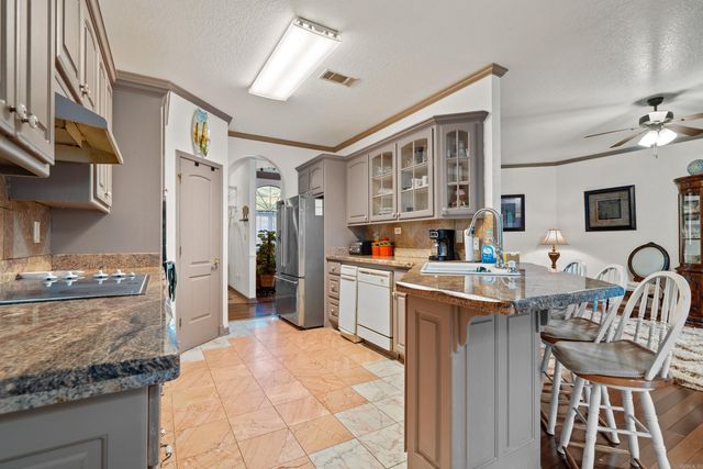 272 Promise Land Drive, Hot Springs National Park, AR 71901